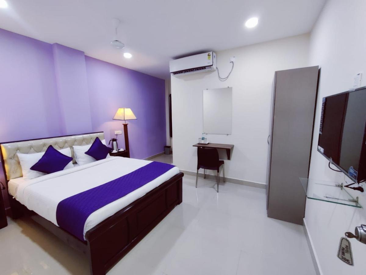 Hotel Prime Classic Shamshabad Exterior foto